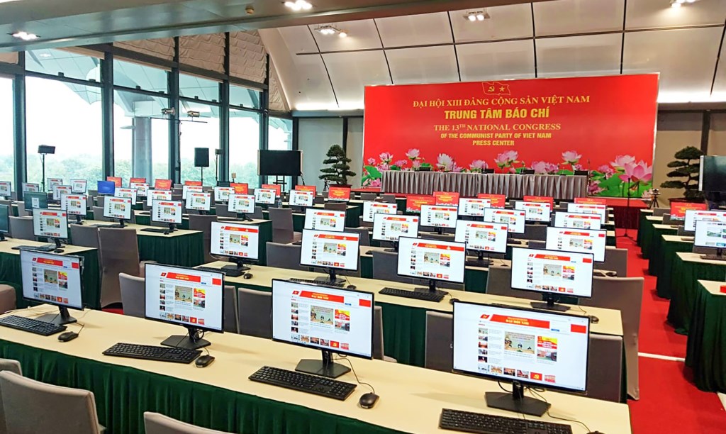 200多家国内外新闻媒体直接参加报道越共十三大