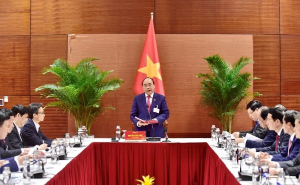 阮春福总理：迅速排查密切接触者 及时把疫情彻底控制住