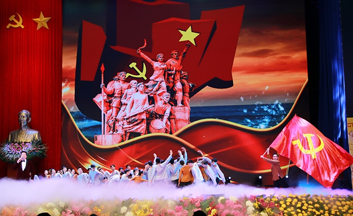 中央宣教部举行“渴望-发光”音乐会