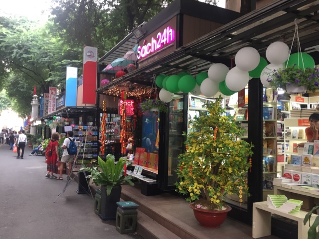 胡志明市书街：丰富人民精神生活的“文化套餐”