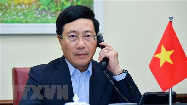 越南政府副总理兼外长范平明与美国国务卿安东尼·布林肯通电话