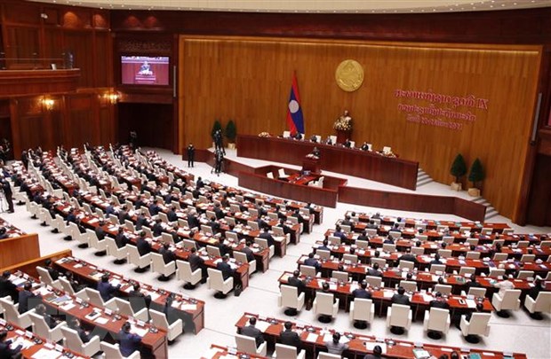 越南党和国家领导人向老挝国家、政府和国会致贺电