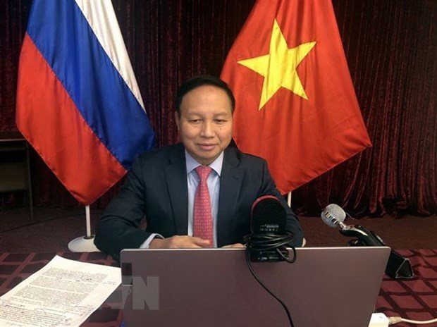 俄罗斯总统决定向越南驻俄大使和越南人民军将领授予友谊勋章
