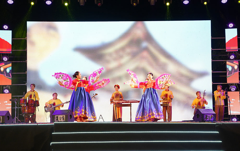 “2021年广南会安韩国文化日” 吸引众多游客参加