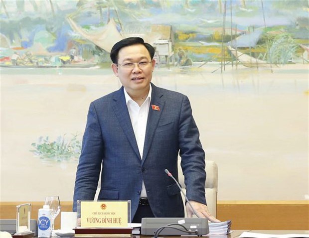 国会主席王廷惠在海防市竞选第十五届越南国会代表