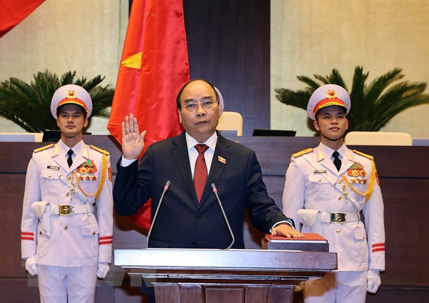 越南国家主席阮春福宣誓就职并发表讲话