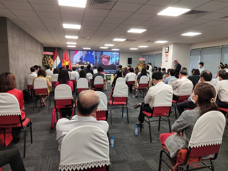 越南与荷兰建交48周年纪念会在胡志明市举行
