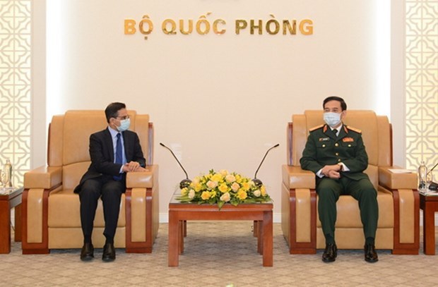 越南国防部部长会见印度和韩国驻越南大使