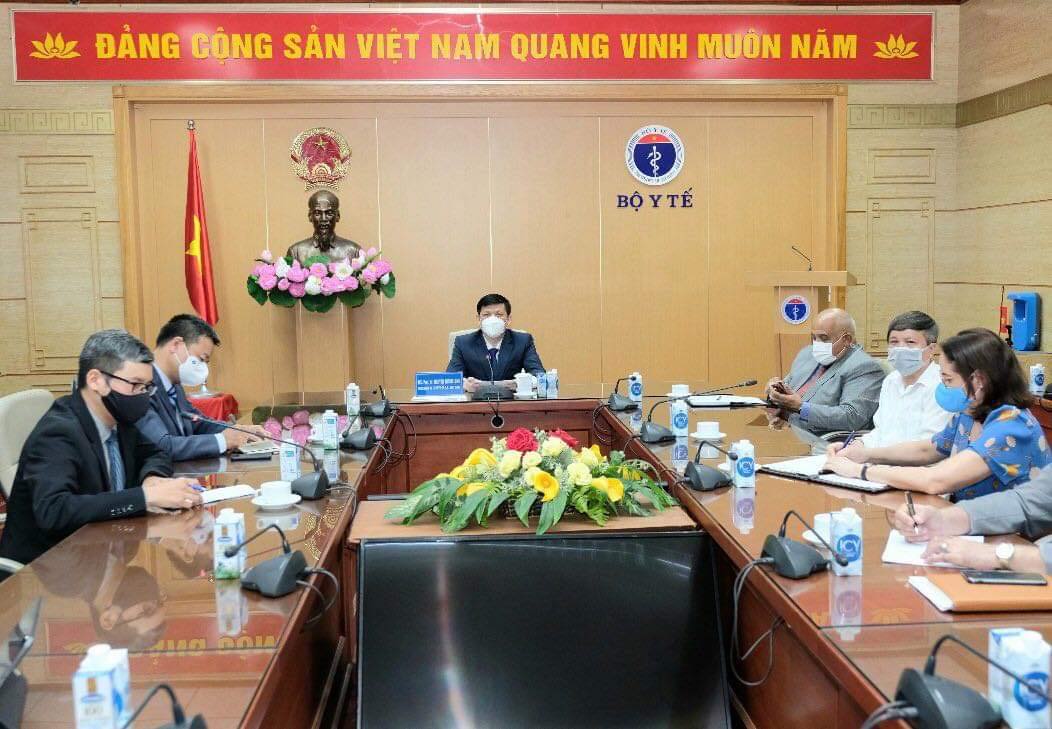 越南卫生部与古巴商讨新冠肺炎疫苗生产合作事宜
