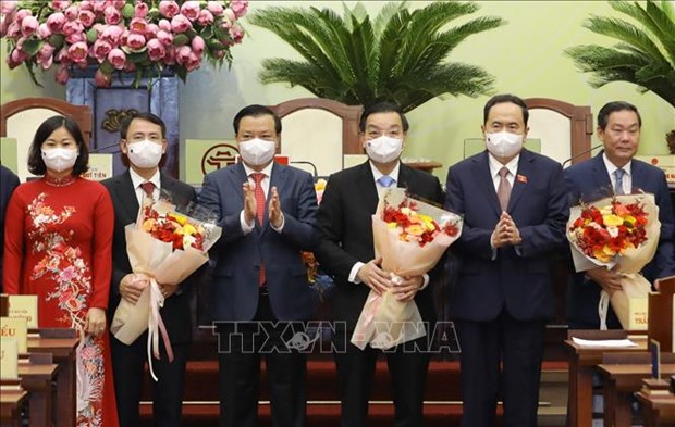 朱玉英同志再次当选河内人民委员会主席