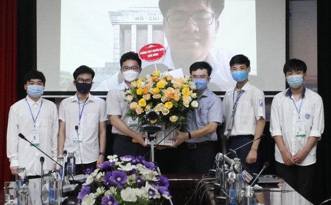 越南六名学生参加2021年国际数学奥林匹克竞赛