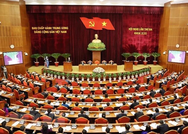越共第十三届中央委员会第三次全体会议在河内隆重开幕