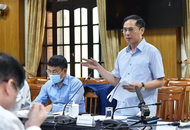 裴青山部长主持召开政府疫苗外交工作组工作会议