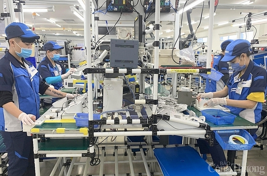 战胜“COVID-19风暴”，平阳省实现贸易顺差近45亿美元