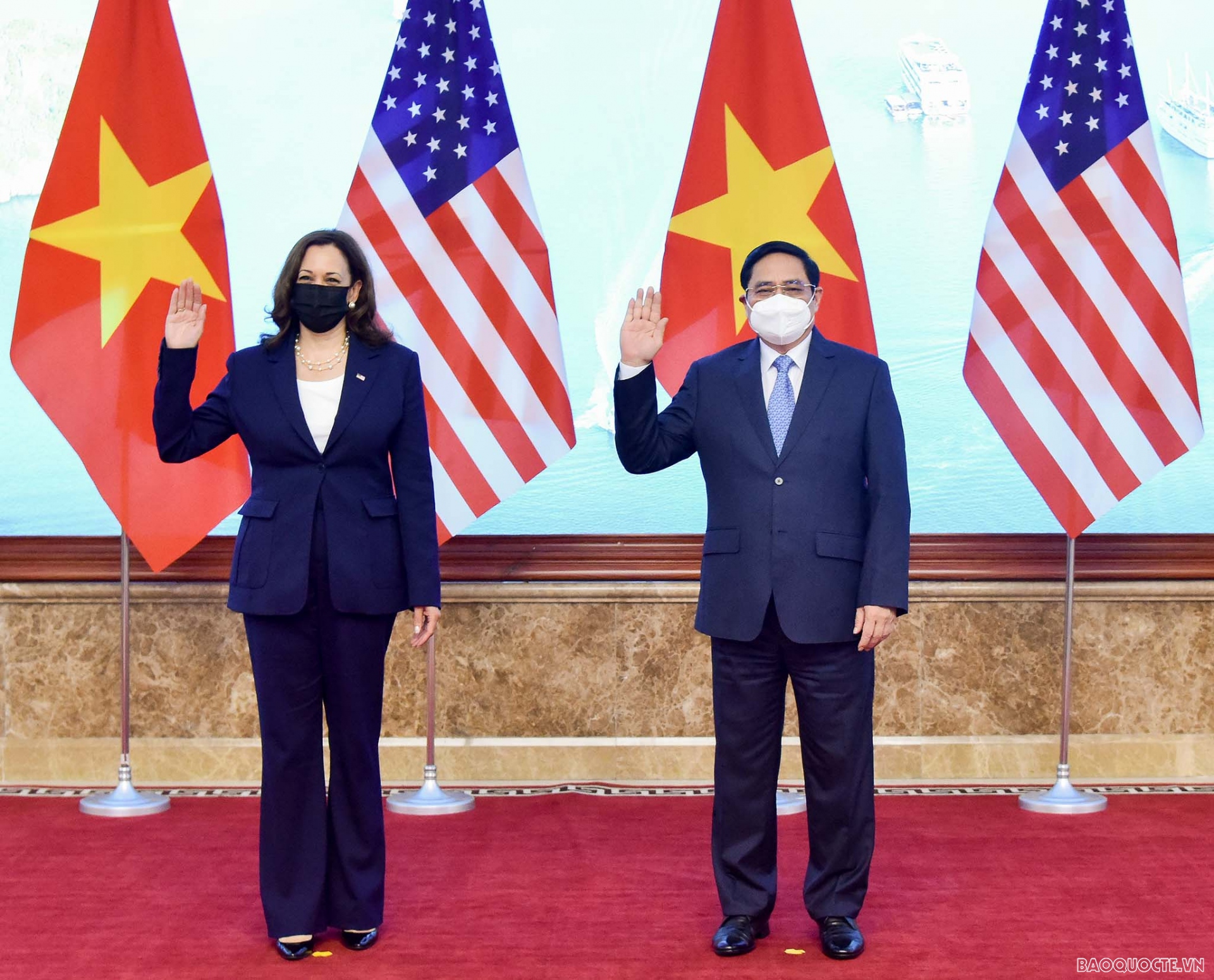 政府总理范明正：越南将经济贸易视为越美关系的核心与动力