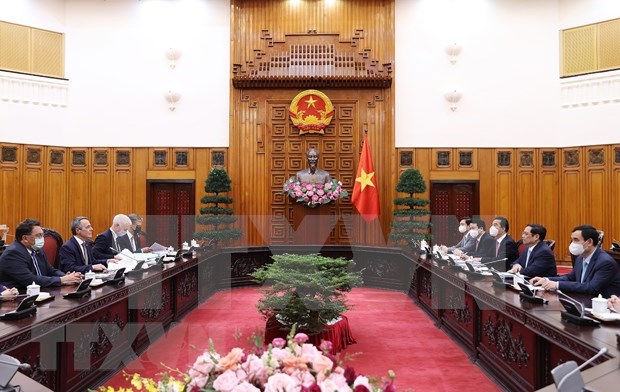 越南政府总理范明正会见瑞士联邦副总统兼外交部长卡西斯