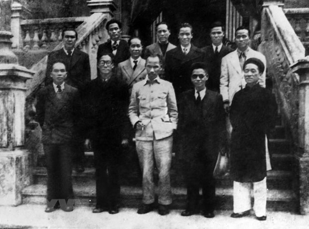 阿尔及利亚媒体高度评价越南共产党在八月革命中的领导作用