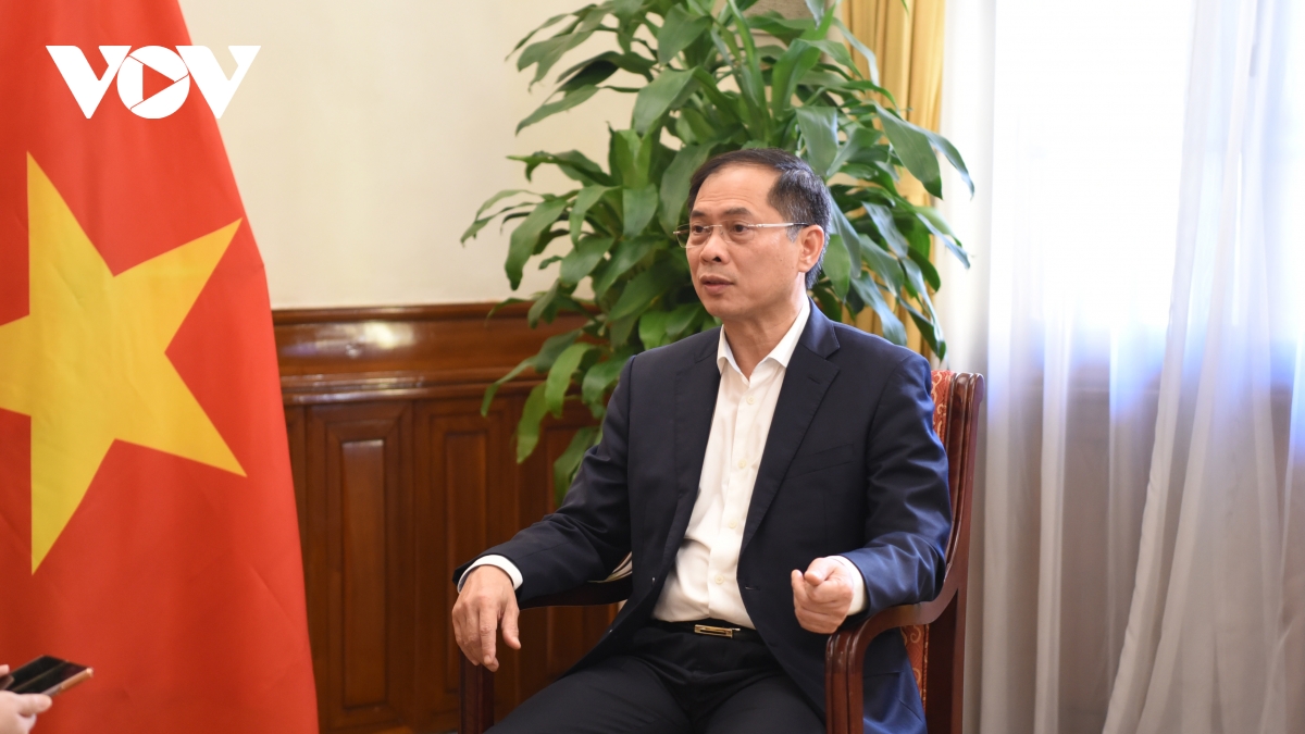 疫苗外交是重要战线，有助于成功实施疫苗战略
