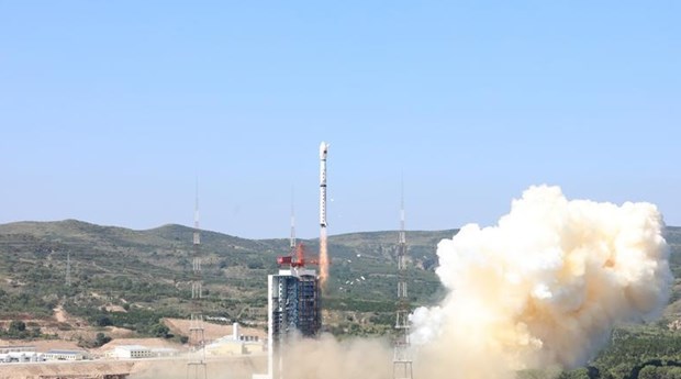 中国成功发射高光谱观测卫星高分五号02星