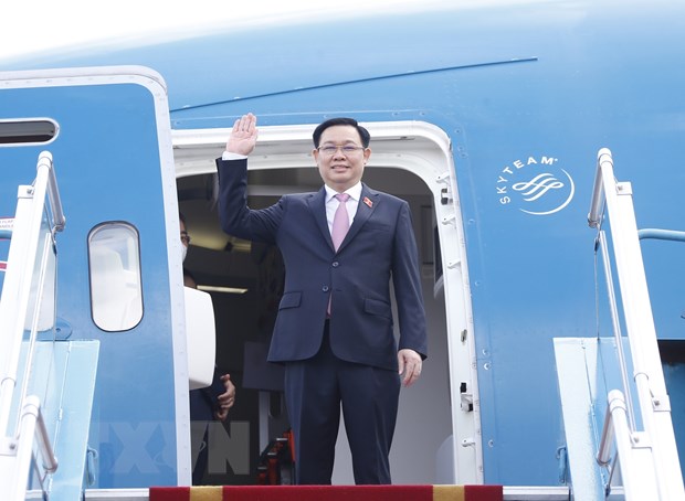 国会主席王廷惠抵达赫尔辛基 开始对芬兰共和国进行正式访问