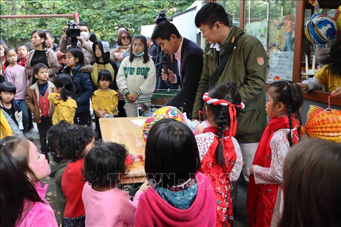 “越南家庭日”活动在比利时举行