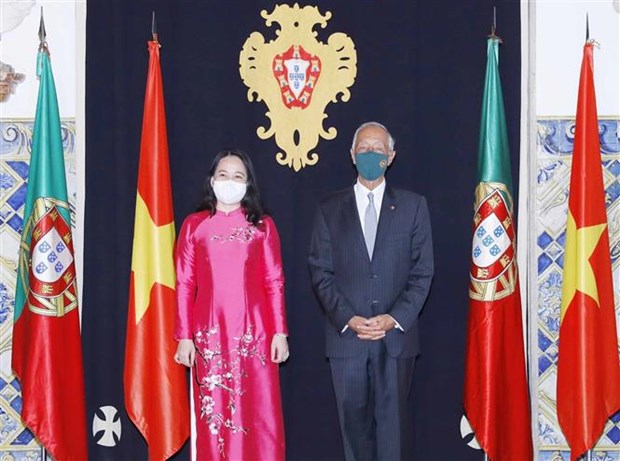 越南国家副主席武氏映春会见葡萄牙总统
