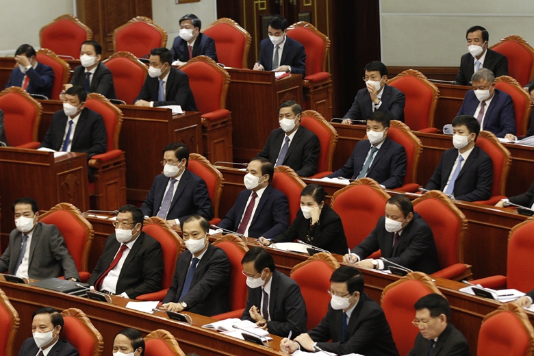 越共十三届四中全会讨论党建工作
