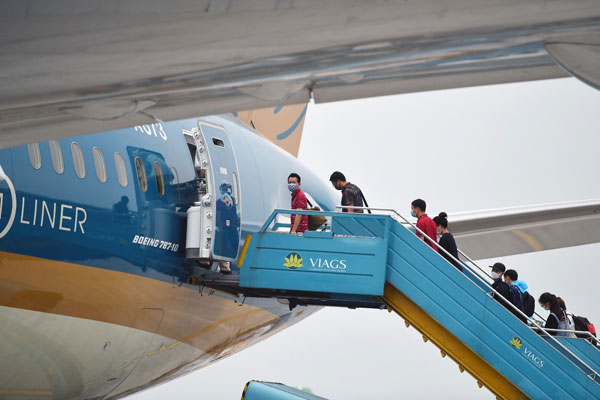 越南航空局提议增加国内航班班次