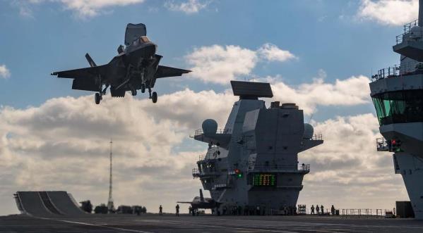 英国加快打捞在地中海坠毁的F-35B战机的进度
