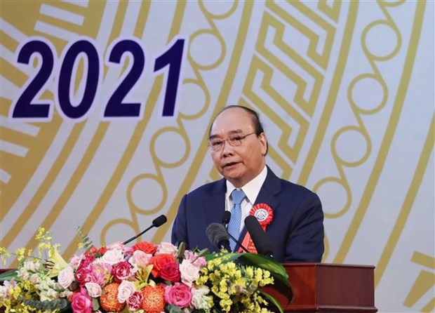 阮春福主席：谅山省需要将经济社会发展与巩固国防和安全相结合