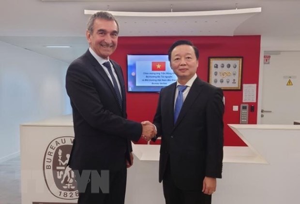 促进越法两国绿色循环经济发展合作