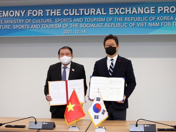 越南与韩国加强文化、体育和旅游领域的合作