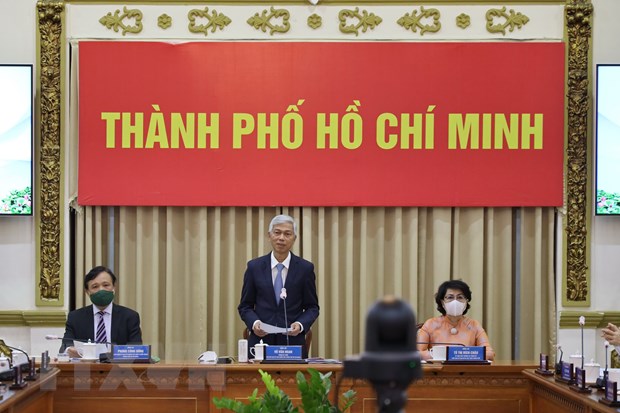 胡志明市领导会见越侨和旅居海外越南人代表