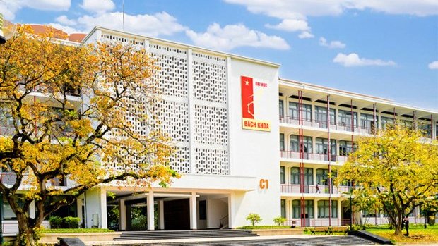 越南七所大学达到国际标准