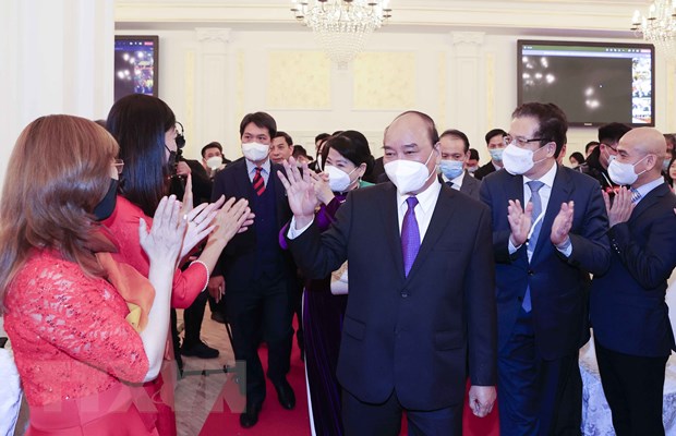 越南国家主席阮春福会见旅俄越南人社群代表
