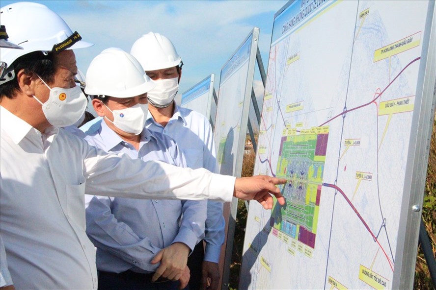 黎文成副总理：不许拖延隆城机场项目建设进度