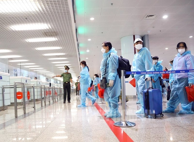 越南外交部例行记者会介绍入境越南相关手续