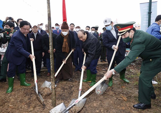 “永远铭记胡伯伯恩德“植树节启动仪式富寿省举行