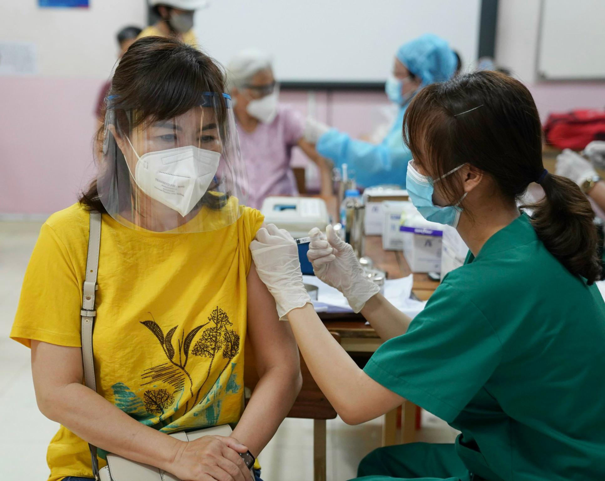 2月3日越南全国报告新增确诊病例8601例 累计疫苗接种量达近1817万剂次