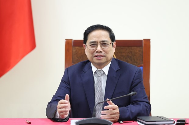 越南政府总理范明正与阿迪达斯首席执行官罗斯特德通电话