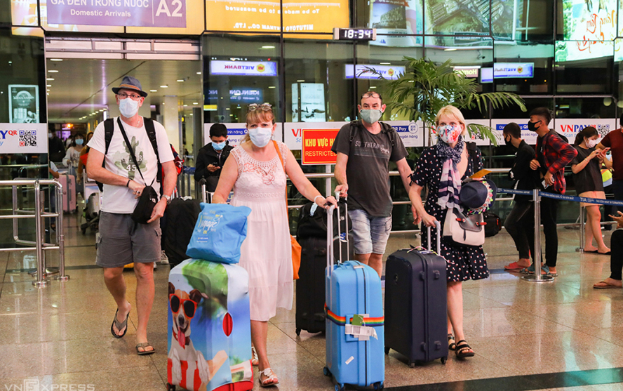 入境越南的国际游客只需出示核酸检测阴性结果
