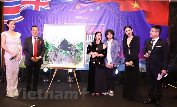 英国越南日活动精彩开幕