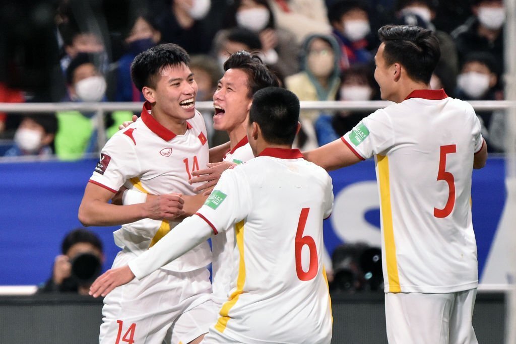 越南足球队的FIFA排名预计上升两个名次