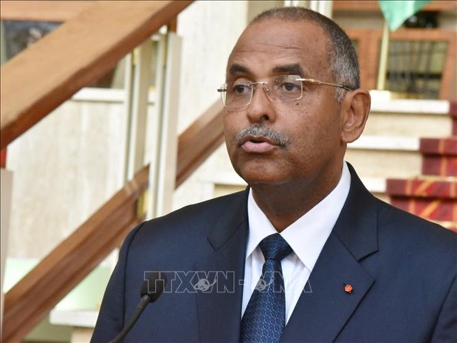 越南领导人致电祝贺科特迪瓦共和国领导人