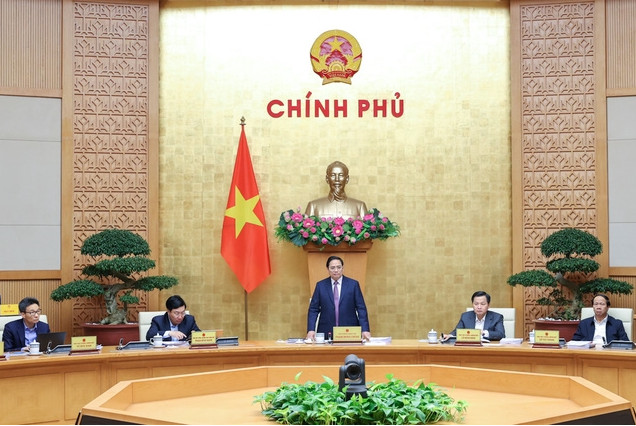 范明正总理主持召开3月份政府例会