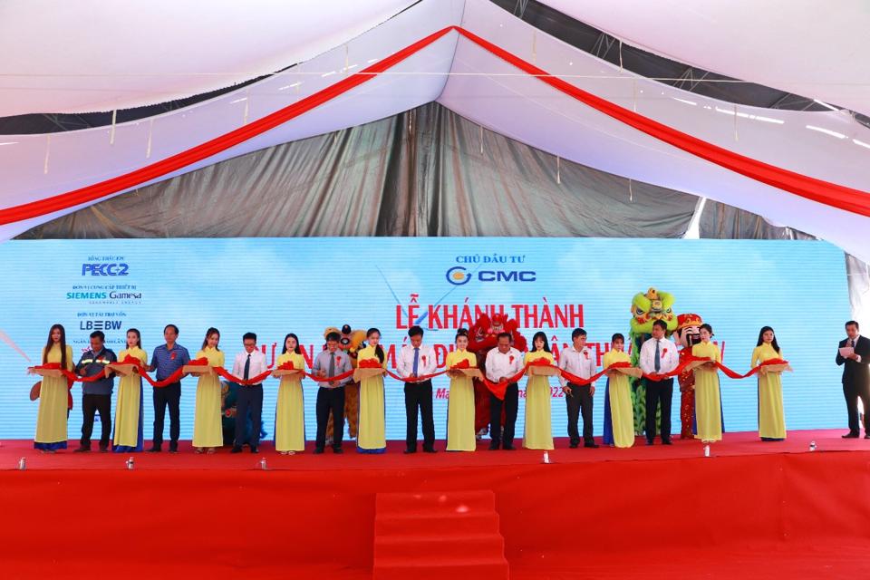 金瓯省第一座风力发电厂落成