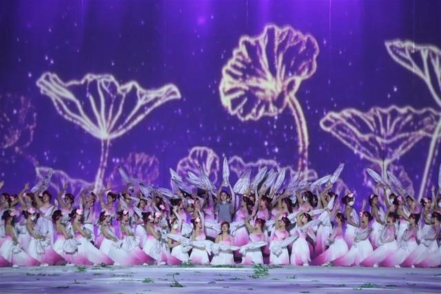 第31届东运会开幕式助力推介越南友好形象