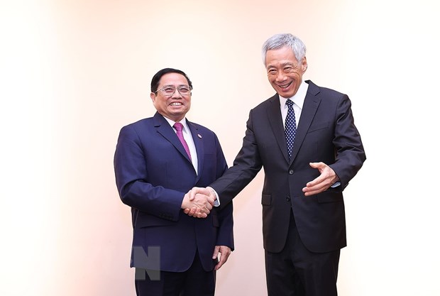 越南政府总理范明正会见新加坡总理李显龙