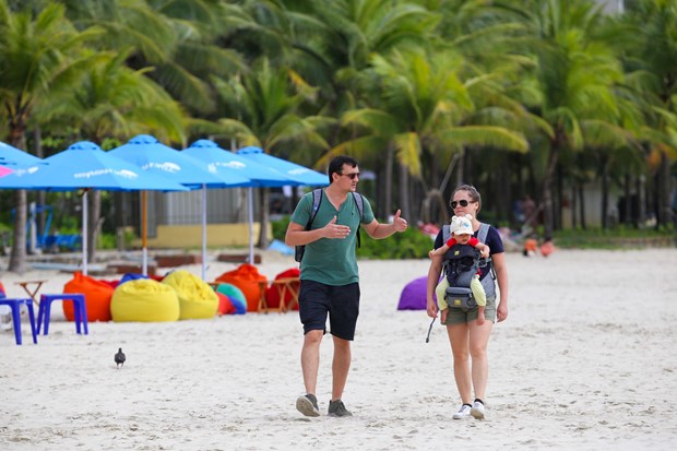 越南旅游：4 30和5 1假期岘港市接待游客量增长2 4倍以上