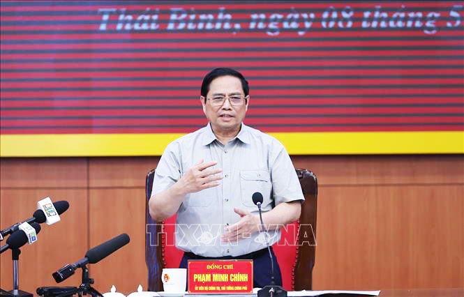 范明正总理与太平省委常务委员会举行工作会议